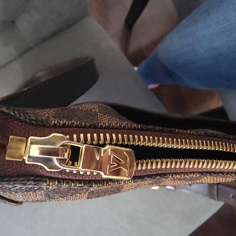 Louis Vuitton Bloomsbury Pm Crossbody Bag - Picture 7 of 17